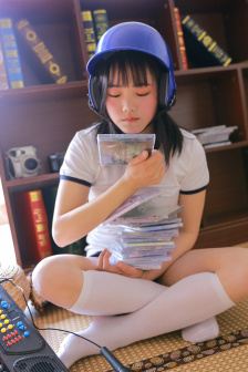 寂寞的女大学生在线观看